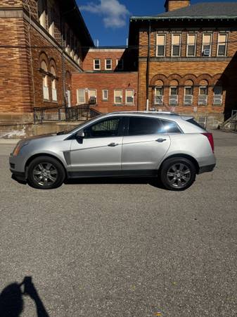 2016 Cadillac SRX Luxury Collection 4dr Front-wheel Drive Automatic — photo 2