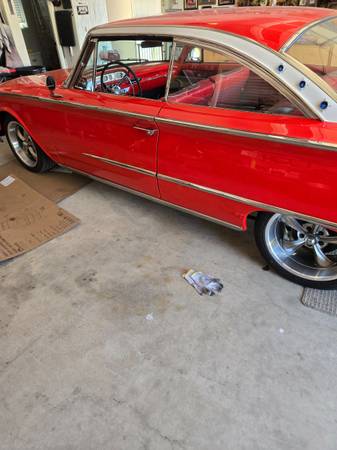 1960 Ford Starliner — photo 7