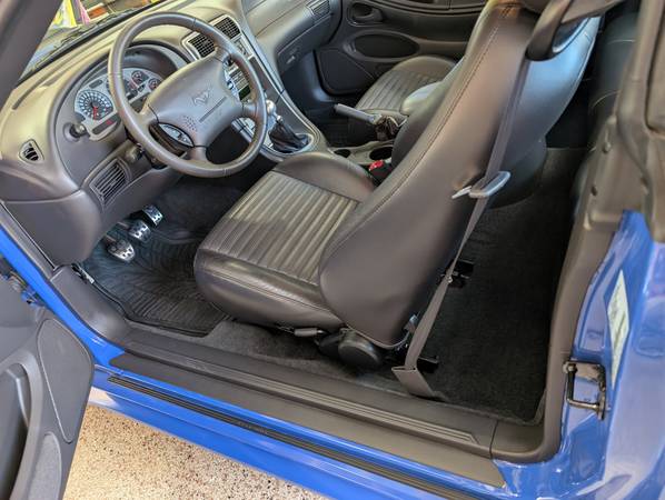 2003 Ford Mustang Mach 1 2dr Coupe Manual — photo 6