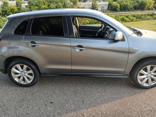 2013 Mitsubishi Outlander Sport SE — photo 8