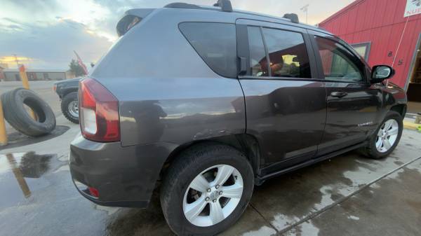 2016 Jeep Compass Sport 4dr 4x4 CVT — photo 3