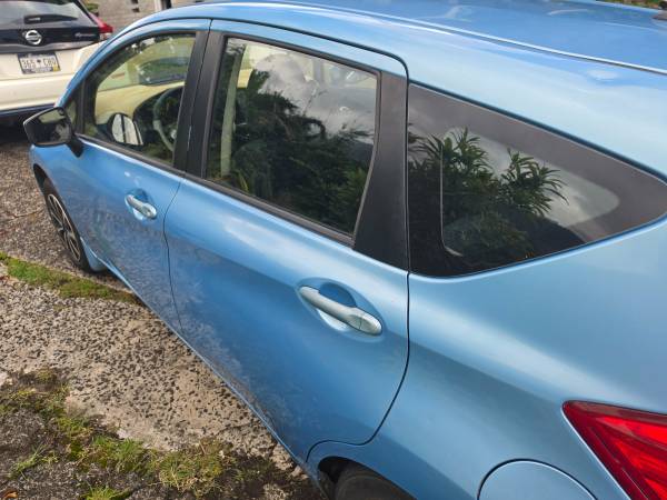 2015 Nissan Versa Note SV 4dr Hatchback CVT — photo 6