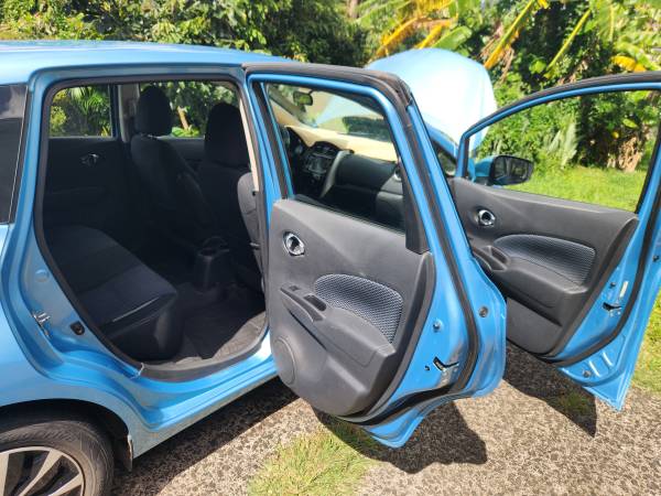 2015 Nissan Versa Note SV 4dr Hatchback CVT — photo 5