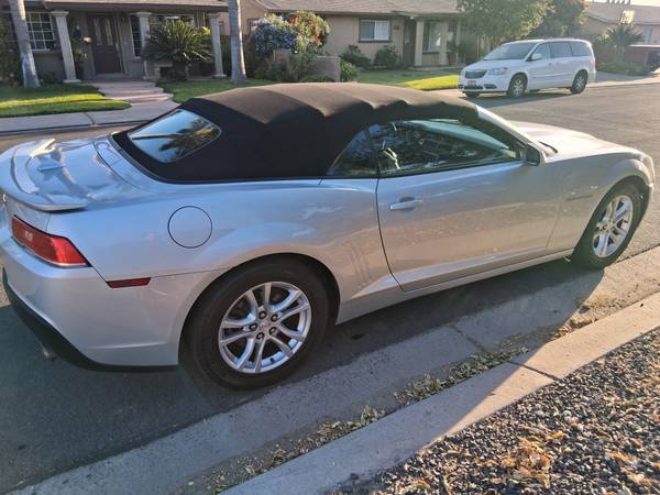 2015 Chevrolet Camaro 1LT 2dr Coupe Manual — photo 4