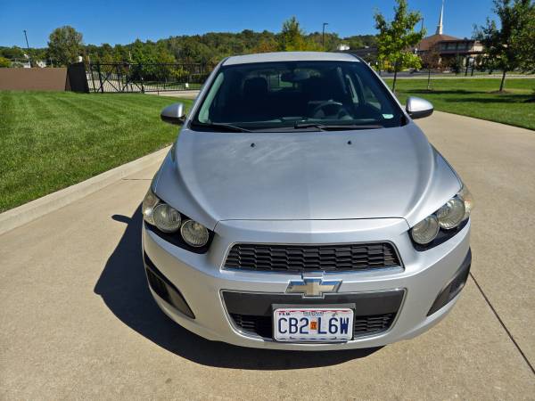 2014 Chevrolet Sonic LT Manual 4dr Hatchback Manual — photo 8