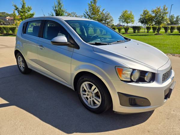 2014 Chevrolet Sonic LT Manual 4dr Hatchback Manual — photo 7