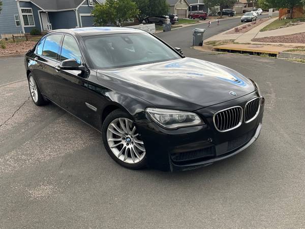 2015 BMW 750 i xDrive — photo 7