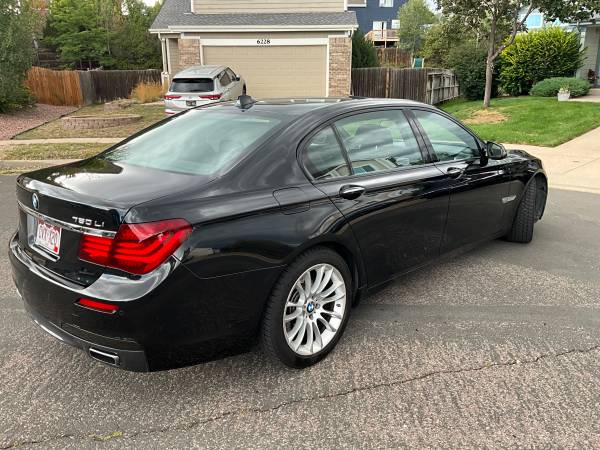 2015 BMW 750 i xDrive — photo 5