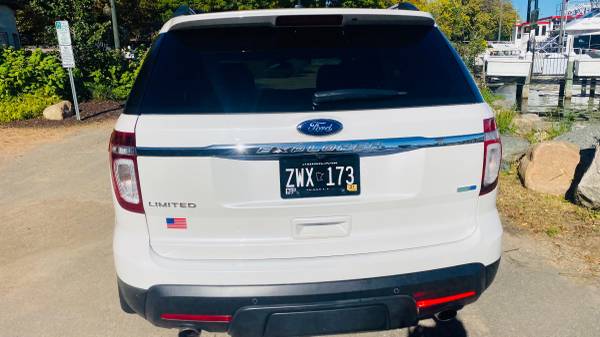 2013 Ford Explorer Limited 4dr Front-wheel Drive Automatic — photo 4