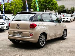 2015 Fiat 500l Lounge — photo 3