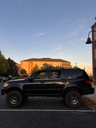 2004 Toyota Sequoia SR5 V8 4x4 Automatic — photo 9