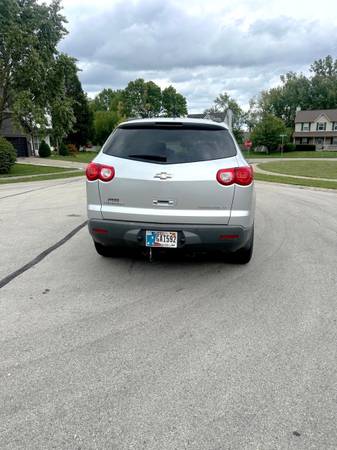2012 Chevrolet Traverse LS All-wheel Drive Automatic — photo 6