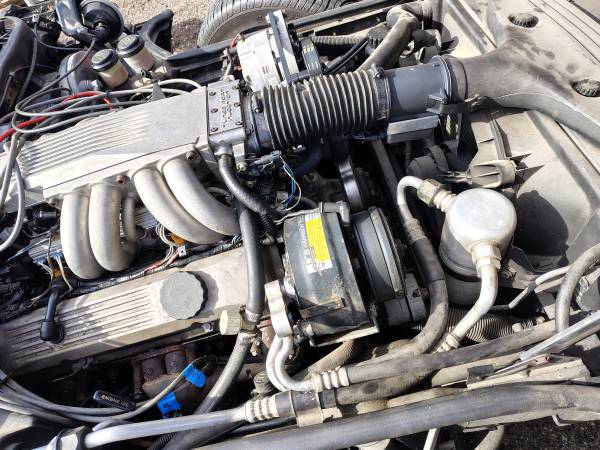 1985 Chevrolet Corvette Base 2dr Hatchback — photo 2