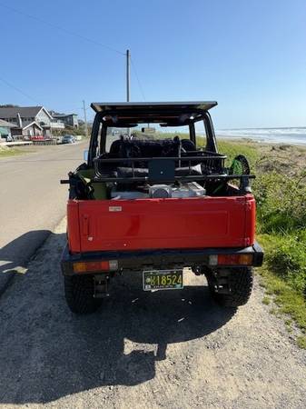 1988 Suzuki Samurai Base 2dr 4WD SUV — photo 3