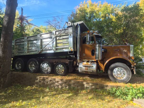 1984 Tesla Peterbilt Model — photo 1