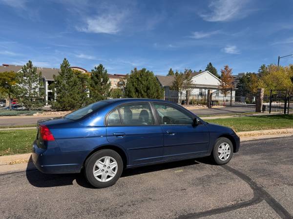 2003 Honda Civic LX 2dr Coupe Manual — photo 4
