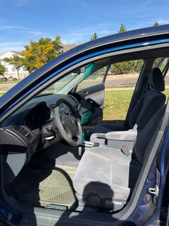 2003 Honda Civic LX 2dr Coupe Manual — photo 5