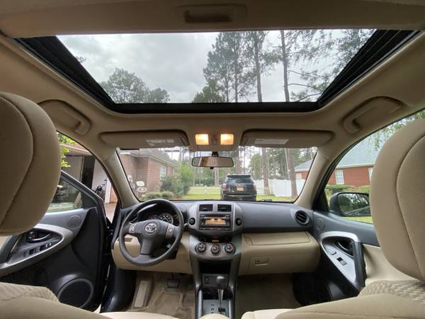 2012 Toyota Rav4 Base — photo 8