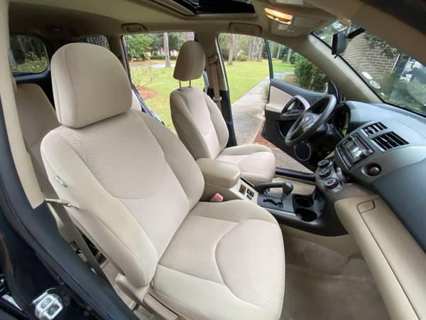 2012 Toyota Rav4 Base — photo 10