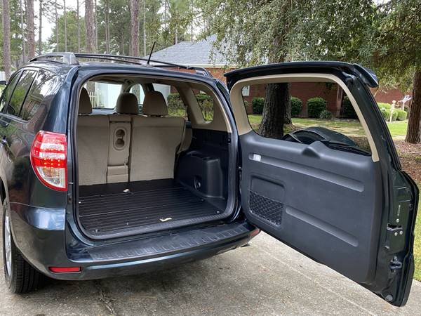 2012 Toyota Rav4 Base — photo 5