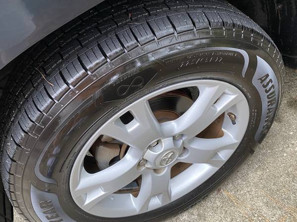 2012 Toyota Rav4 Base — photo 11