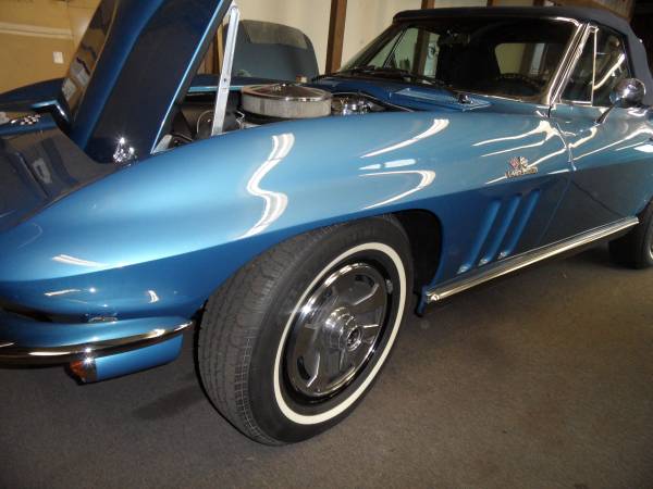 1966 Chevrolet Corvette Convertible — photo 1