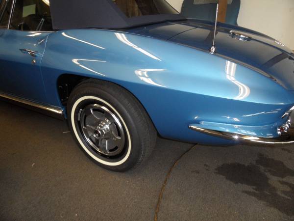 1966 Chevrolet Corvette Convertible — photo 10