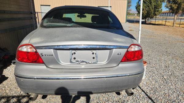 2005 Jaguar S Type 4.2L V8 4dr Sedan Automatic — photo 10