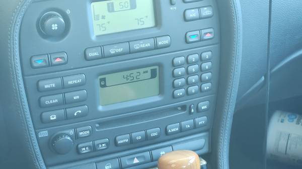 2005 Jaguar S Type 4.2L V8 4dr Sedan Automatic — photo 1