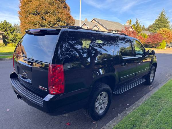 2012 GMC Yukon XL 1500 SLT 4x2 Automatic — photo 5