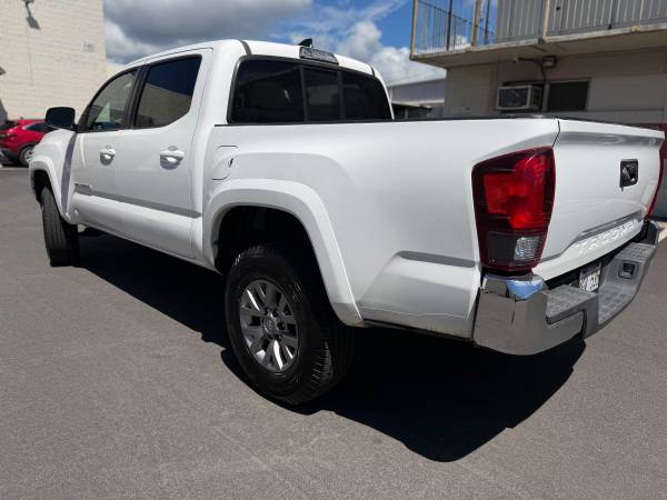 2018 Toyota Tacoma SR5 — photo 3