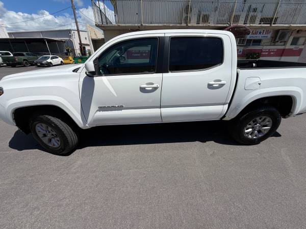 2018 Toyota Tacoma SR5 — photo 8