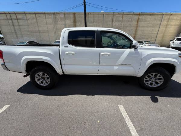 2018 Toyota Tacoma SR5 — photo 6