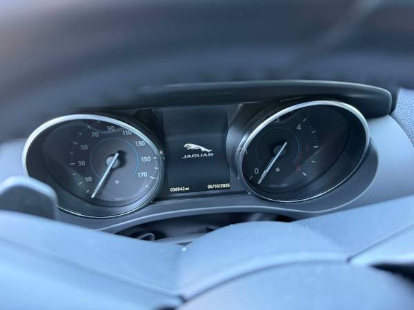 2017 Jaguar F Pace S All Wheel Drive Automatic — photo 4