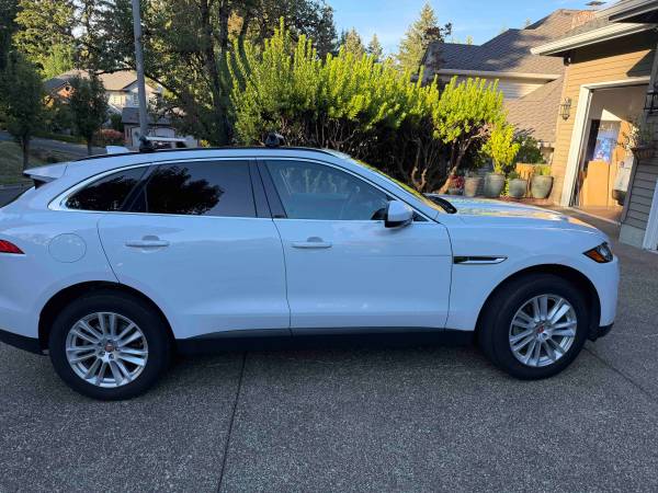 2017 Jaguar F Pace S All Wheel Drive Automatic — photo 2