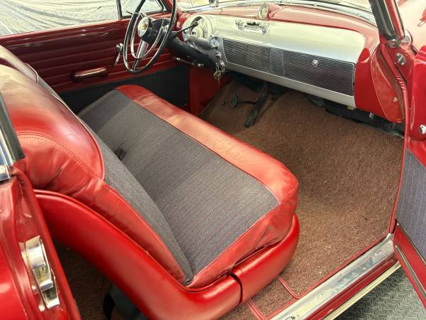 1950 Oldsmobile Holiday — photo 9
