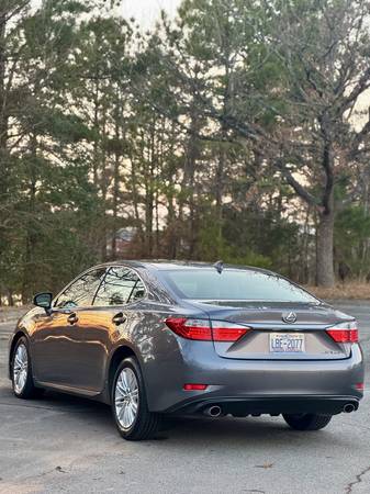 2015 Lexus ES 350 Base 4dr Sedan Automatic — photo 5