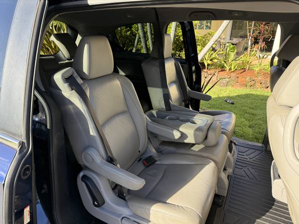 2019 Honda Odyssey EX-L — photo 11