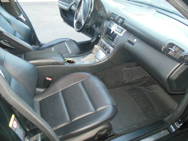 2006 Mercedes-Benz C Class Sport C 230 4dr Sedan Manual — photo 11