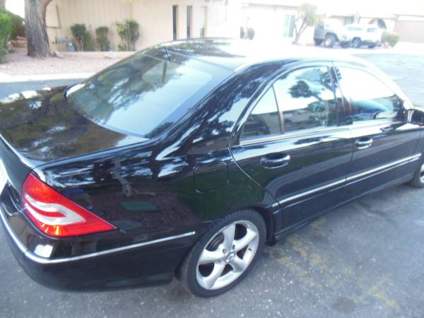 2006 Mercedes-Benz C Class Sport C 230 4dr Sedan Manual — photo 5