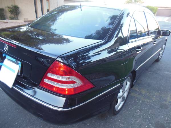 2006 Mercedes-Benz C Class Sport C 230 4dr Sedan Manual — photo 6