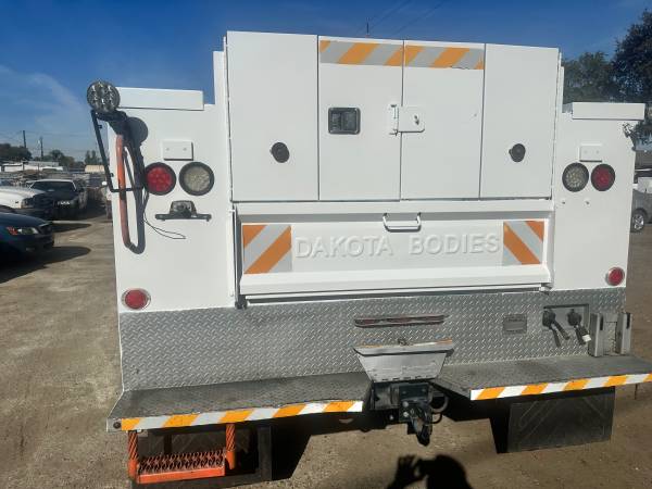 2011 Ford F 450 XL — photo 5