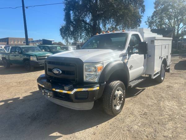 2011 Ford F 450 XL — photo 2