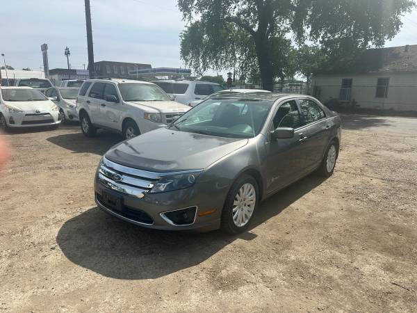 2012 Ford Fusion Hybrid Base — photo 1