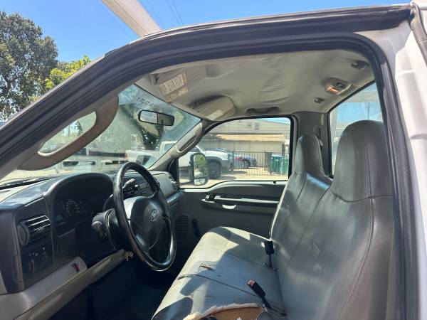 2006 Ford F-350 XL — photo 12