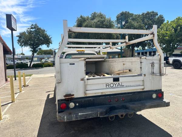2006 Ford F-350 XL — photo 4