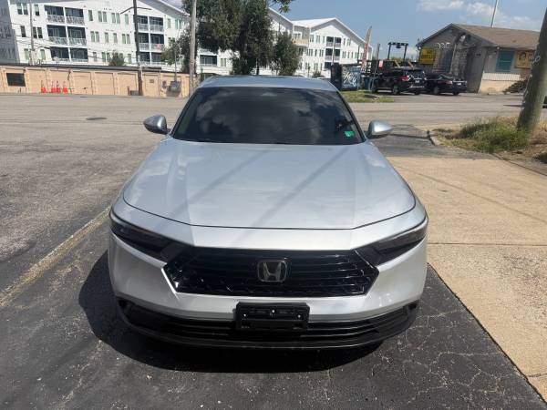2025 Honda Accord Hybrid EX-L Sedan Front Wheel Drive CVT — photo 1