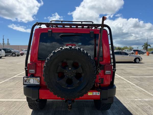 2017 Jeep Wrangler Unlimited Sahara — photo 4