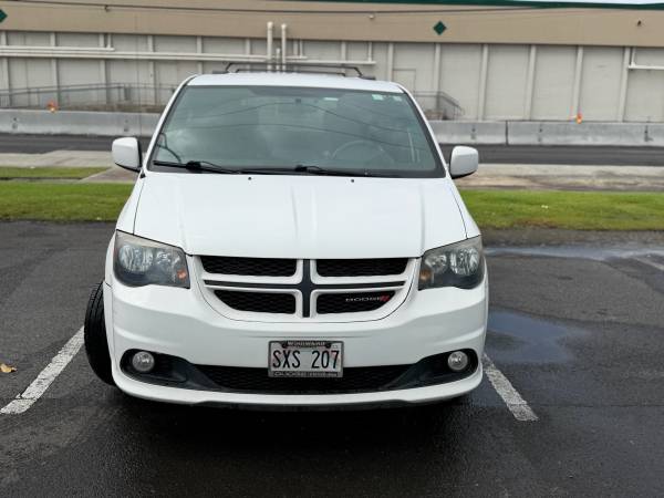 2016 Dodge Grand Caravan SE — photo 2