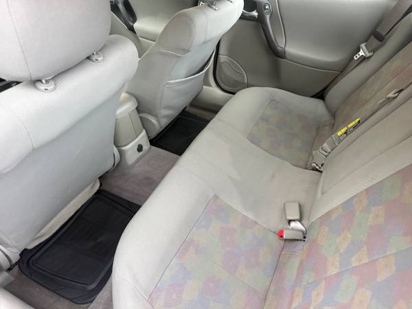 2003 Saturn L200 Cyl — photo 10